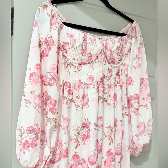 Hello Molly Pink Floral Midi Dress - Picture 4 of 6